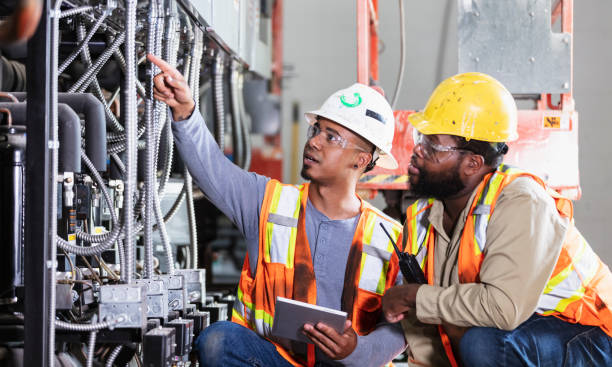 Best Local Electrician Companies  in Delhi, LA